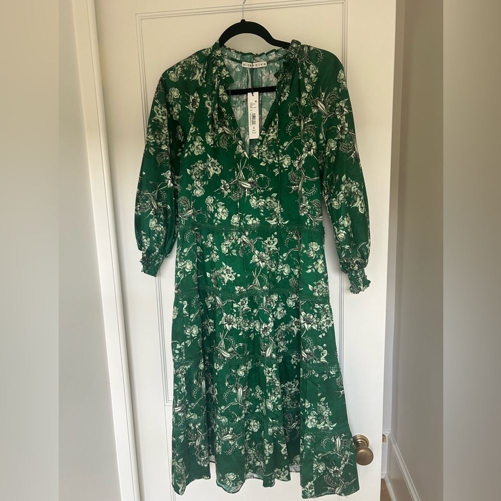 Alice + Olivia MIDI Green, long sleeved dress, NWT, XS - Picture 2 of 5